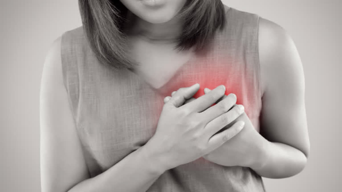 Women are more likely to die from heart attacks than men