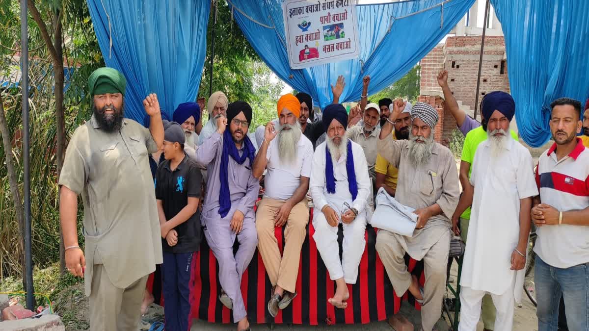 Villagers Protest against industry of Punjab in Una