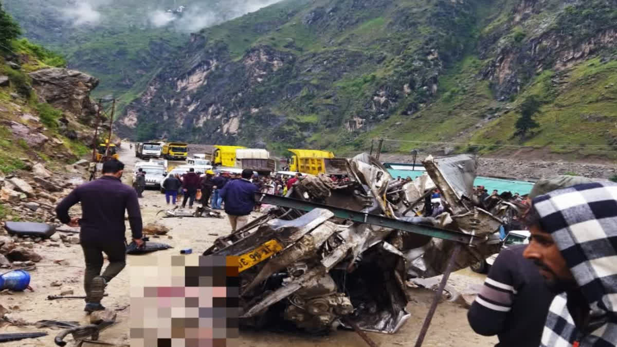JK road accident: Terrible road accident near Kishtwar's dam, 7 killed