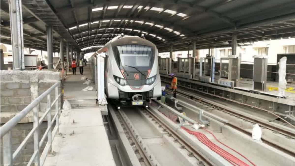 Ahmedabad Metro : આઈપીએલ મેચને ધ્યાનમાં રાખી અમદાવાદ મેટ્રોની સ્પેશિયલ પેપર ટિકીટ ઉપલબ્ધ બની, ફિક્સ ટિકિટ દર