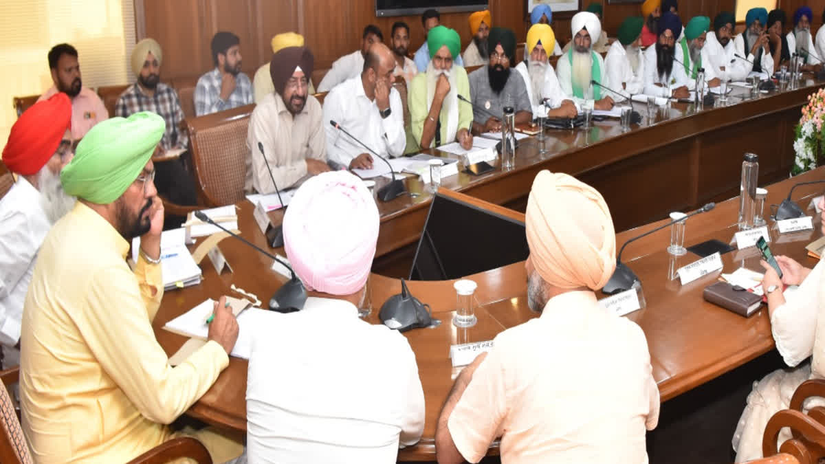 Punjab Agriculture Minister Kuldeep Dhaliwal said that the new agricultural policy will solve the problems of farmers
