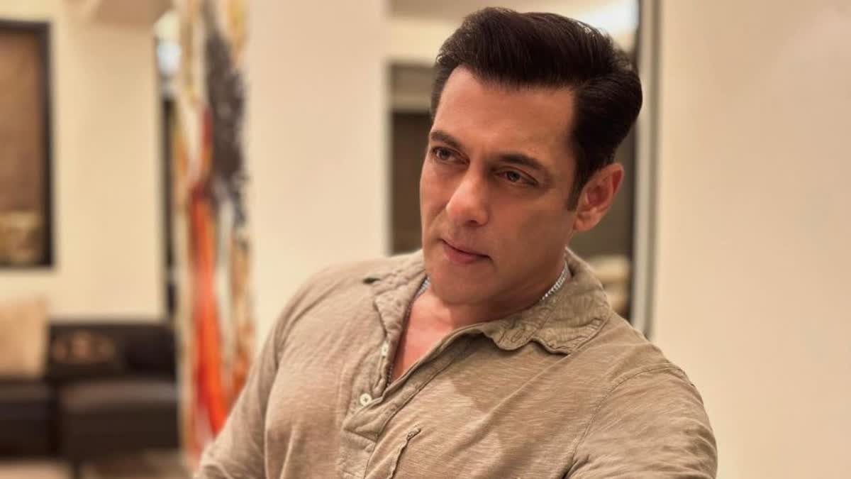 Salman Khan reveals he completed Tiger 3  Salman Khan reveals  Salman Khan  Tiger 3  Tiger  ടൈഗര്‍ 3യുടെ ചിത്രീകരണം പൂര്‍ത്തിയാക്കി  ടൈഗര്‍ 3യുടെ ചിത്രീകരണം  ടൈഗര്‍ 3  ടൈഗര്‍  സൽമാൻ ഖാൻ  ടൈഗർ 3 പൂർത്തിയാക്കിയതായി സൽമാൻ ഖാൻ  ഷാരൂഖ് ഖാന്‍  പഠാന്‍  pathaan