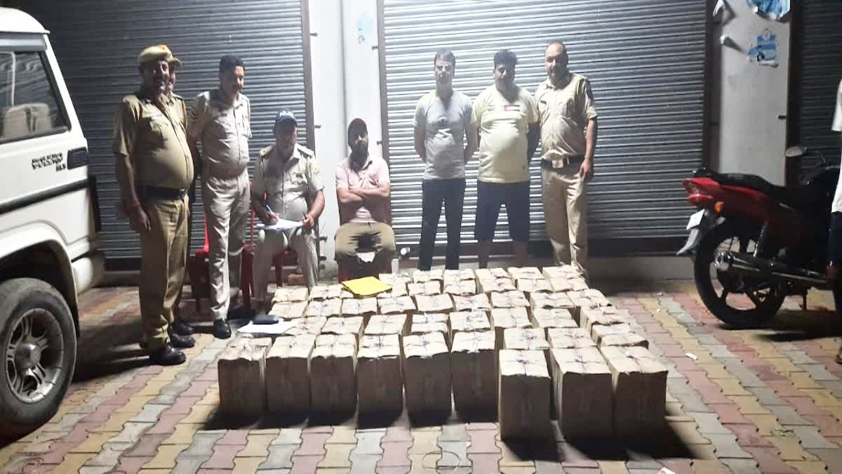 45 boxes of spurious liquor recovered in Una.
