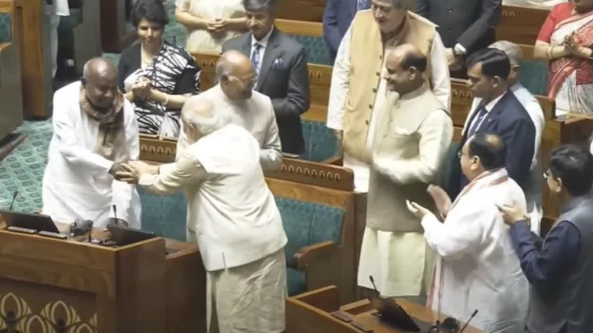 New Parliament Building: Deve Gowda and Jagan Mohan in the first row, PM Modi gave a big political message!