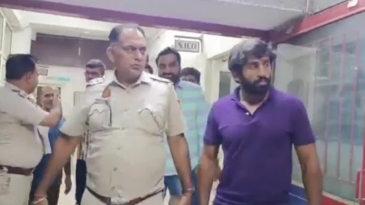 Delhi Police released Bajrang Punia late at night
