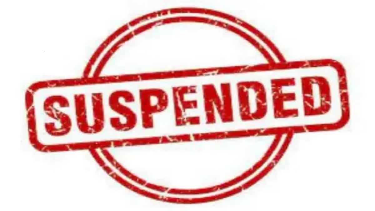 Headmaster suspended for molesting girl