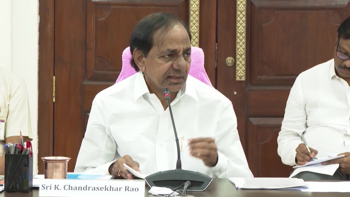 CM KCR