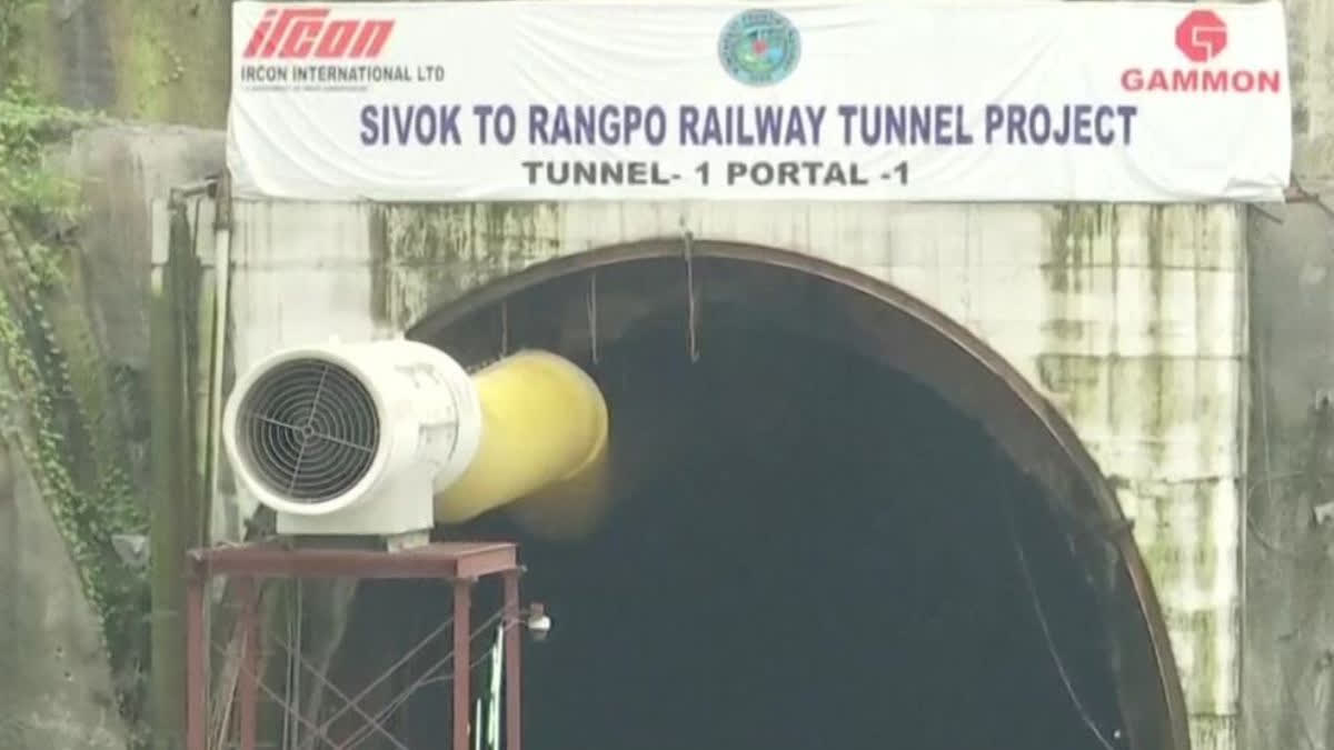 Centre sets December 2024 as deadline for completing Sivok-Rongpo railway project