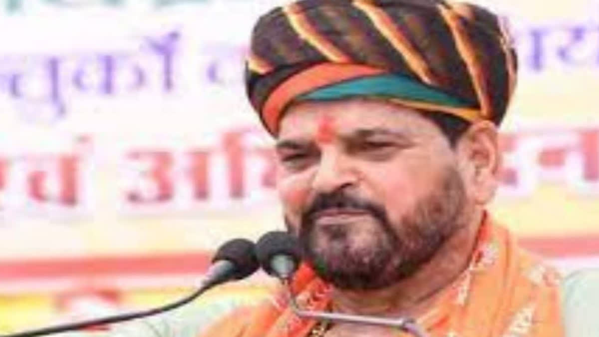 WFI Chief Brijbhushan Sharan Singh said he will hang himself if allegations are proved