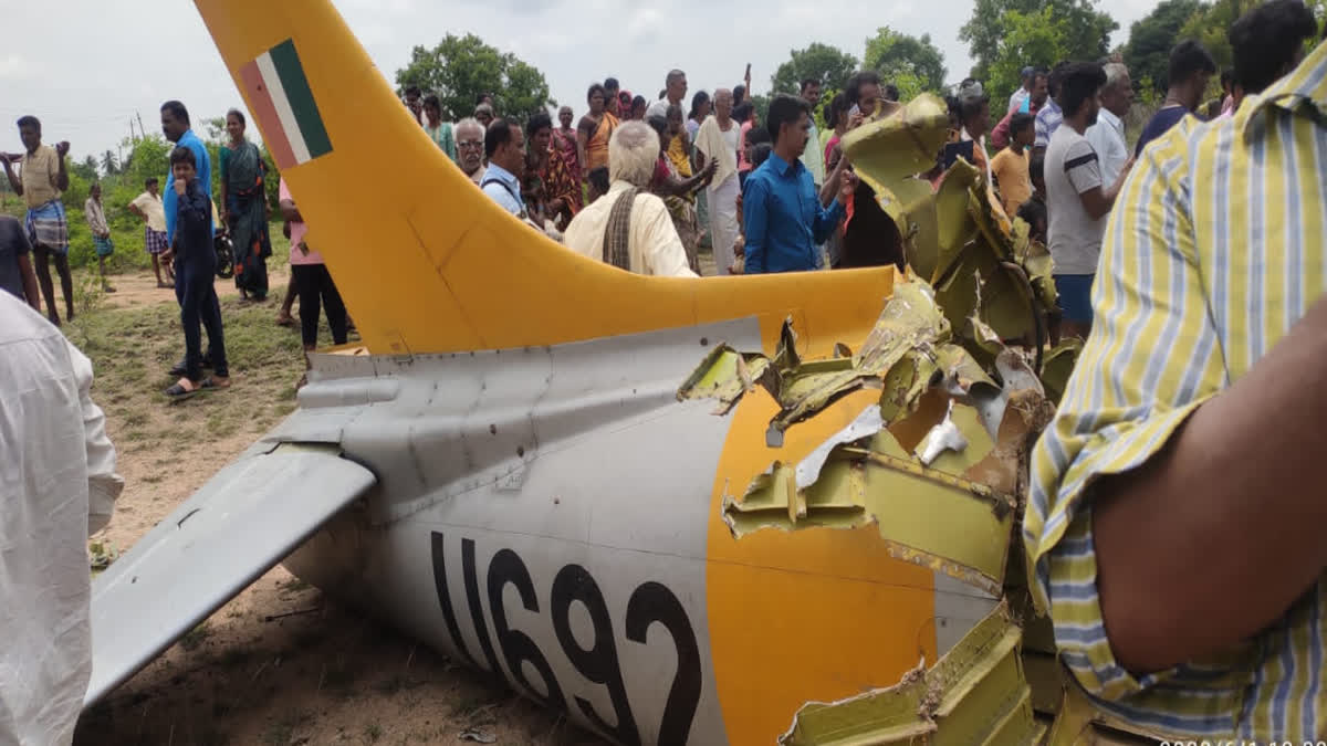 IA Jet plane crashed in Karnataka's Chamarajnagar: Two pilots safe