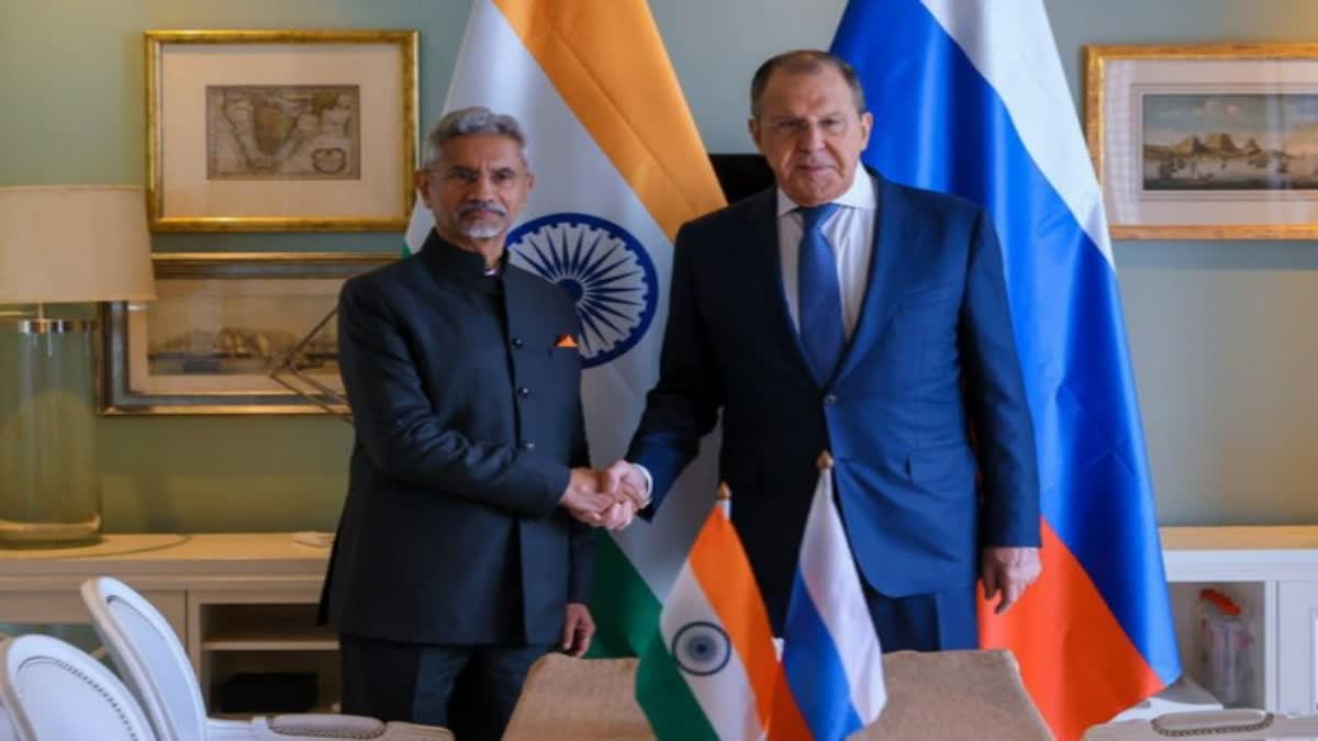 Jaishankar meets Russian counterpart Lavrov in South Africa