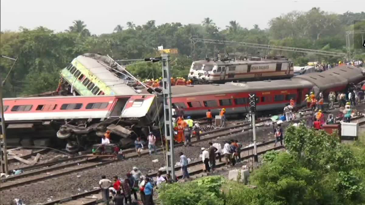 Etv BharatCoromandel Accident On A Friday Night: it was same fateful friday for coromandel in 2009, Tragedy Strikes Again After 14 Years