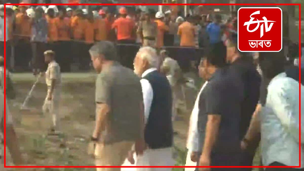 PM Modi visit Bahanaga train accident spot
