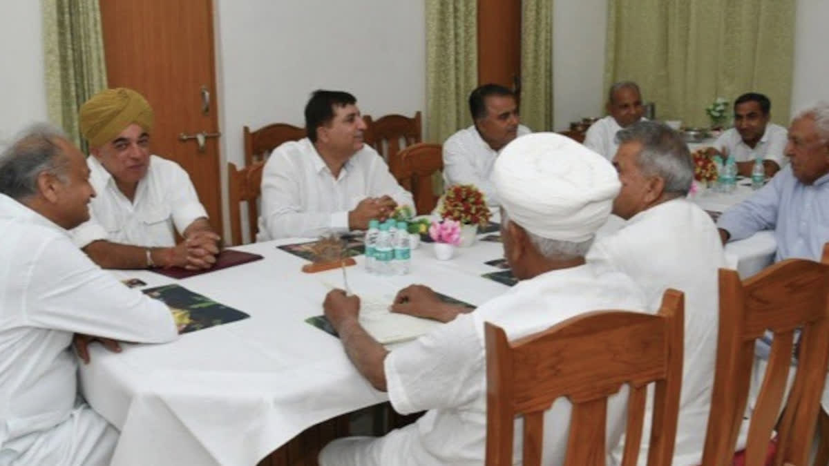 MLAs from Pilot group join meeting with CM Ashok Gehlot in Barmer