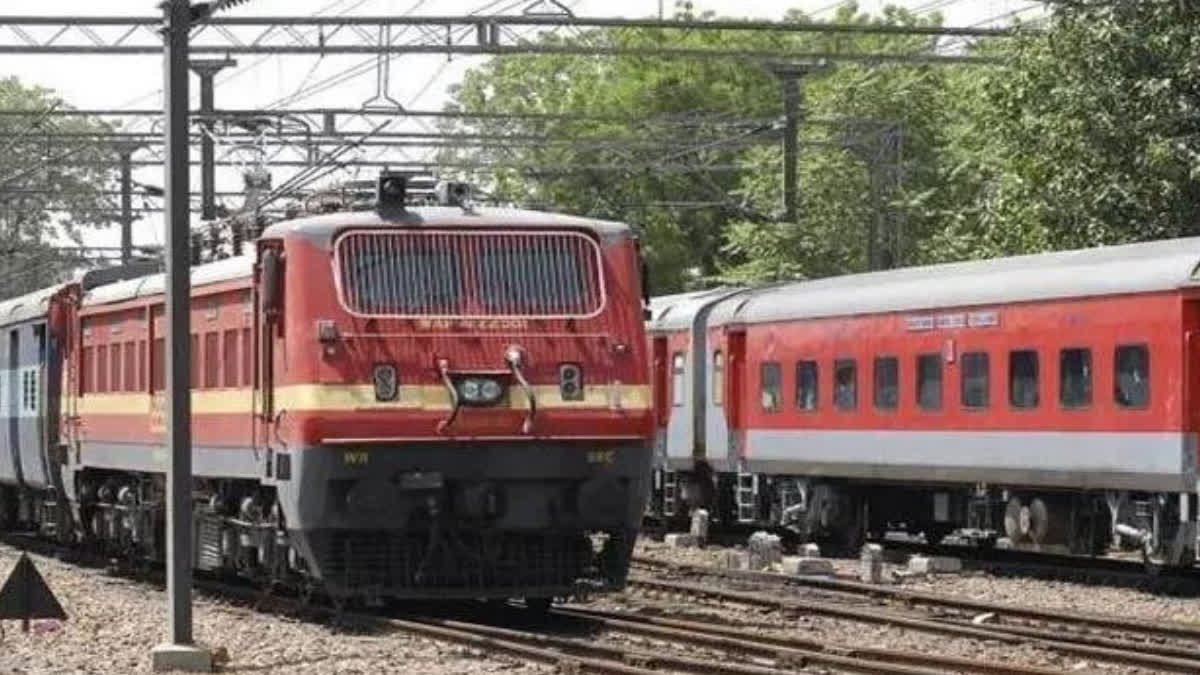 Train Cancellation in South-Eastern Rail ETV BHARAT