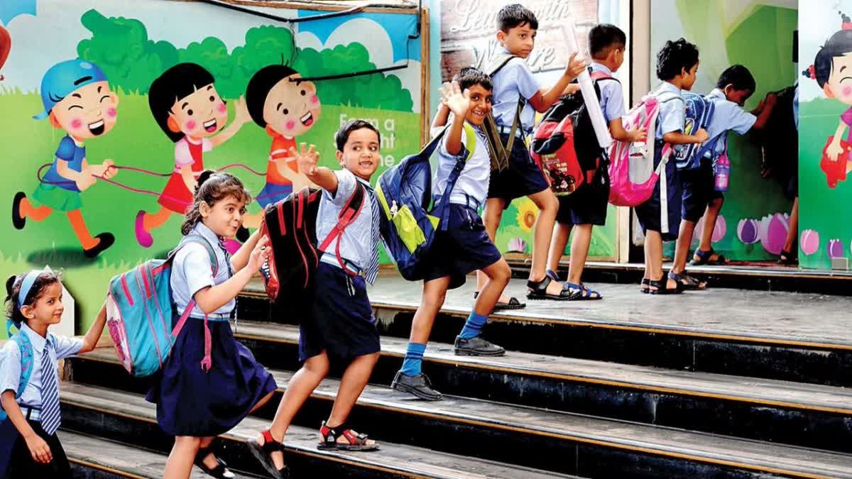 Etv BhGujarat schools: રાજ્યની 54000થી વધારે સ્કૂલમાં આજથી નવું સત્ર શરૂ, કેમ્પસમાં કિલ્લોલarat