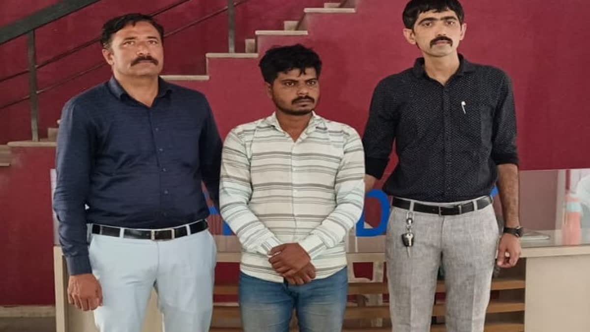 Ahmedabad Crime News : લિફ્ટ માંગતા પહેલા સાવધાન, મહિલાએ લિફ્ટ માંગતા શખ્સે લૂંટના ઇરાદે કરી હતી હત્યા