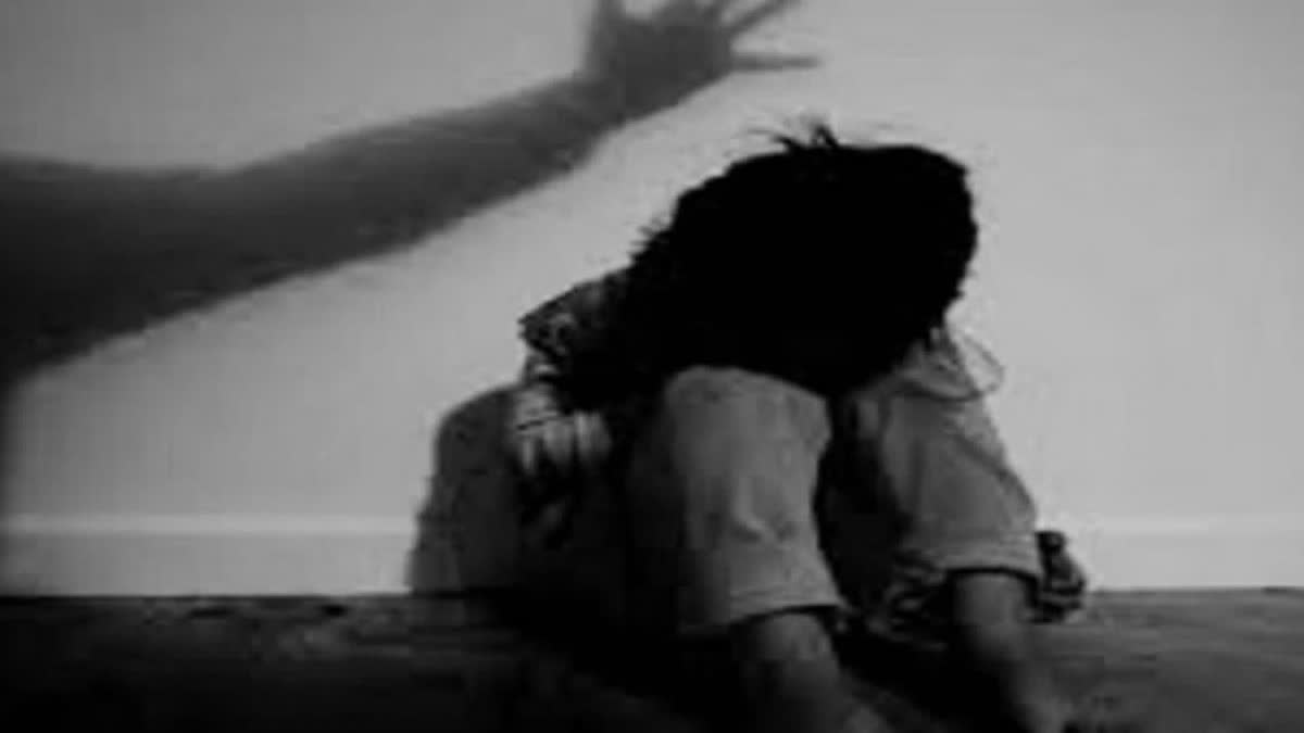 Rape with minor girl student in Latehar