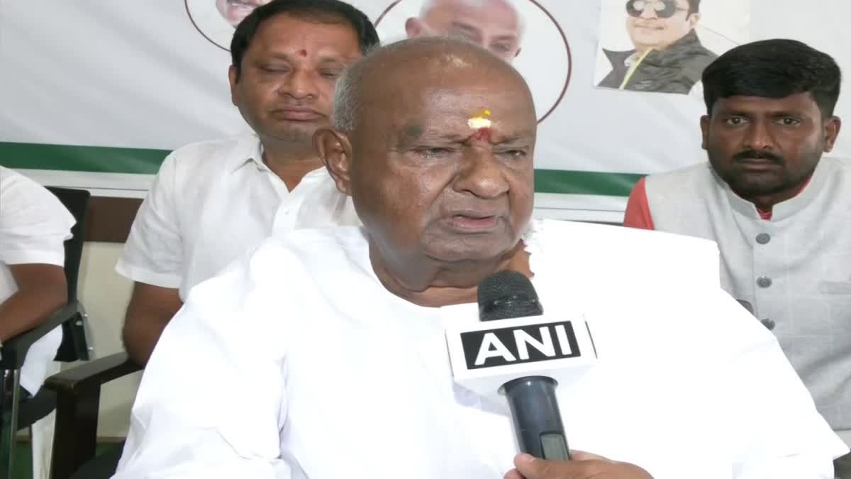 Deve Gowda on opposition parties forming alliance