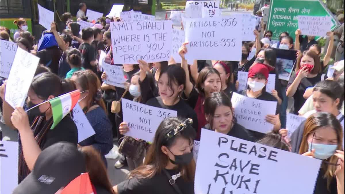 Kuki communities protest outside Shahs residence