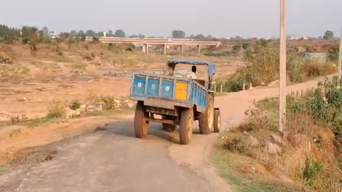 accident by tractor in giridih