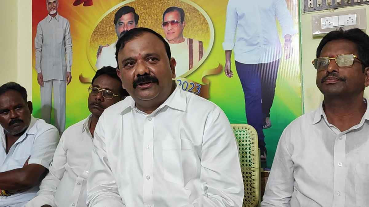 arapathineni Comments on YSRCP