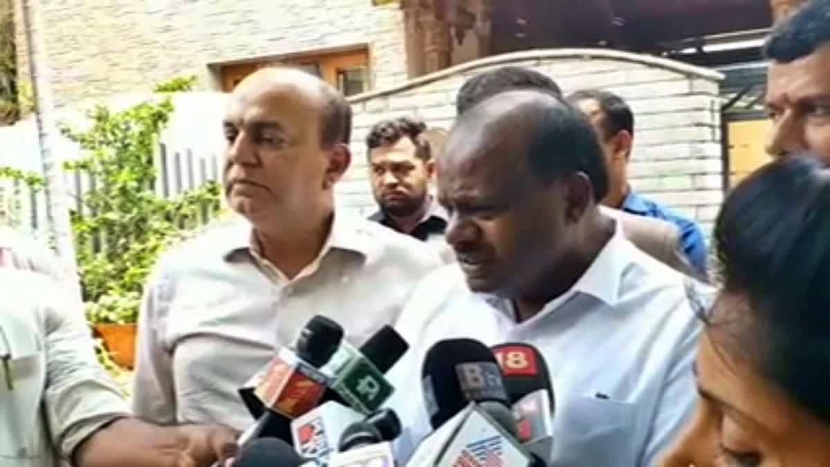 HD Kumaraswamy