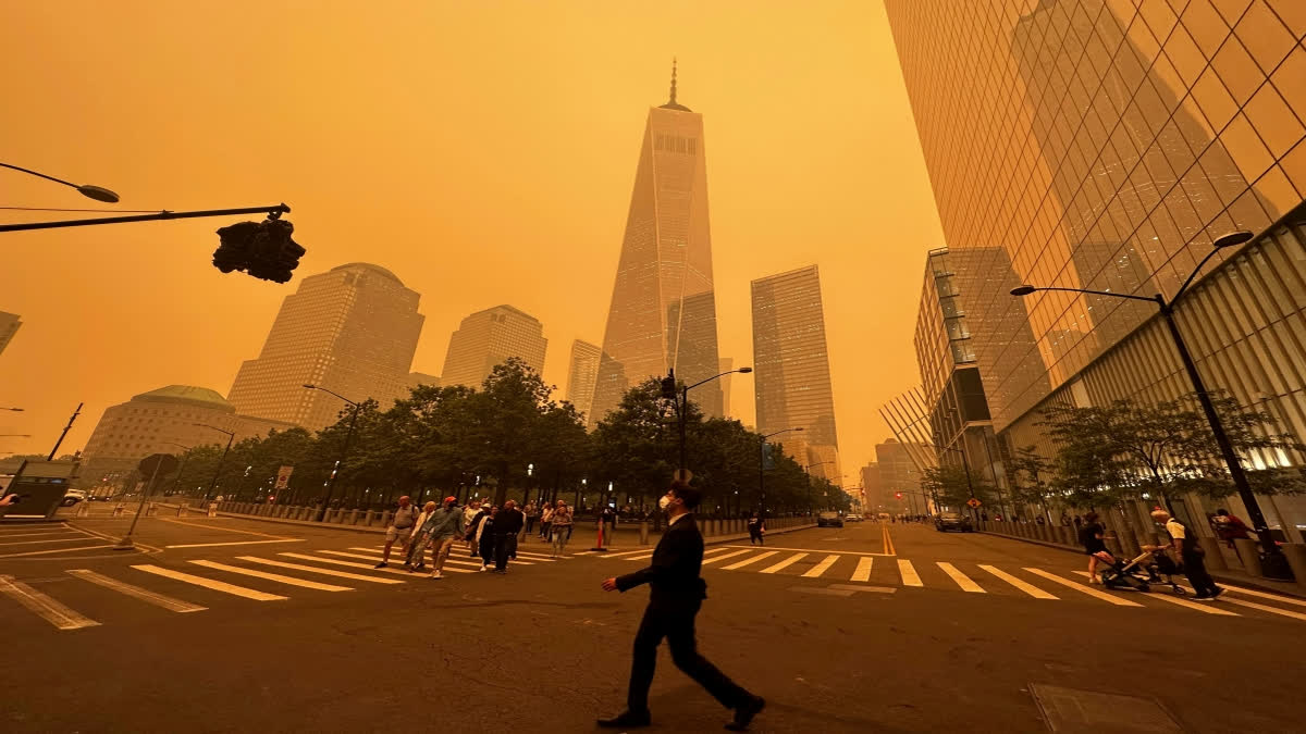 Millions breathing hazardous air as smoke from Canadian wildfires streams  south over U.S.