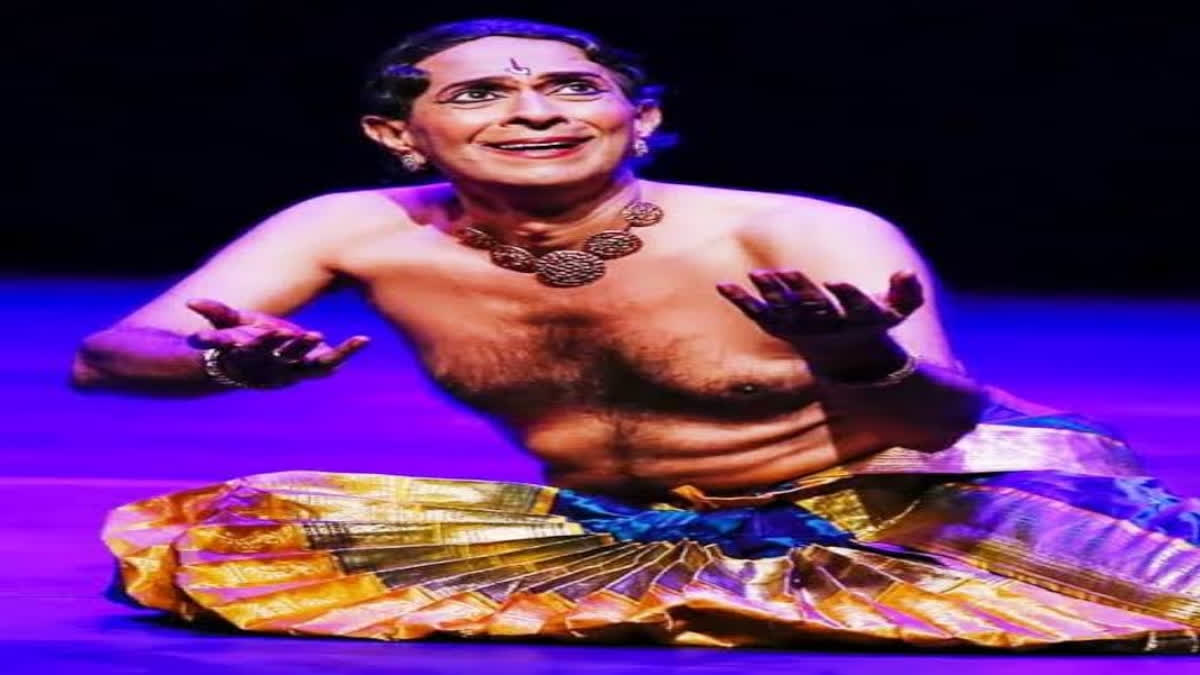 Malaysian Bharatanatyam exponent dies after collapsing on stage