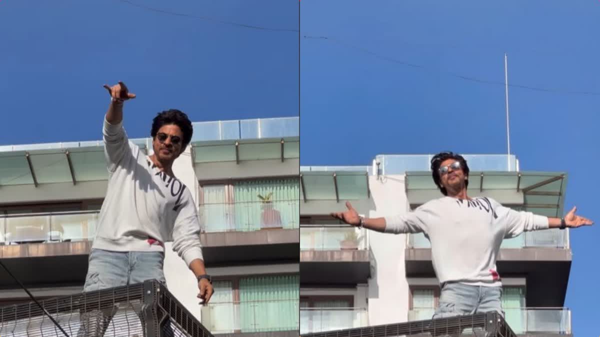 Shahrukh did a signature step in the balcony