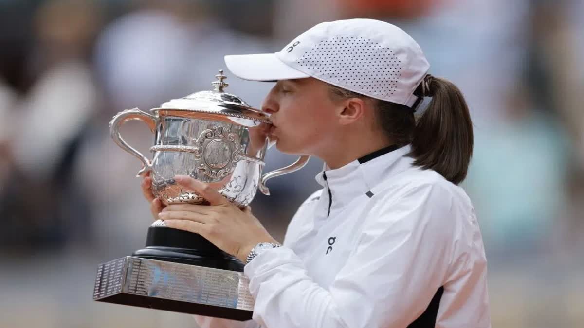 Iga Swiatek Beats Karolina Muchova In The French Open Final For Her 3rd ...