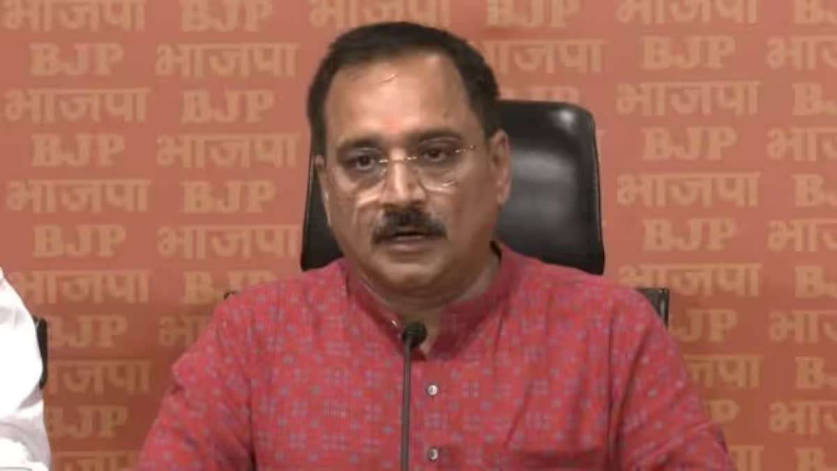 Virender Sachdeva accuses Delhi government