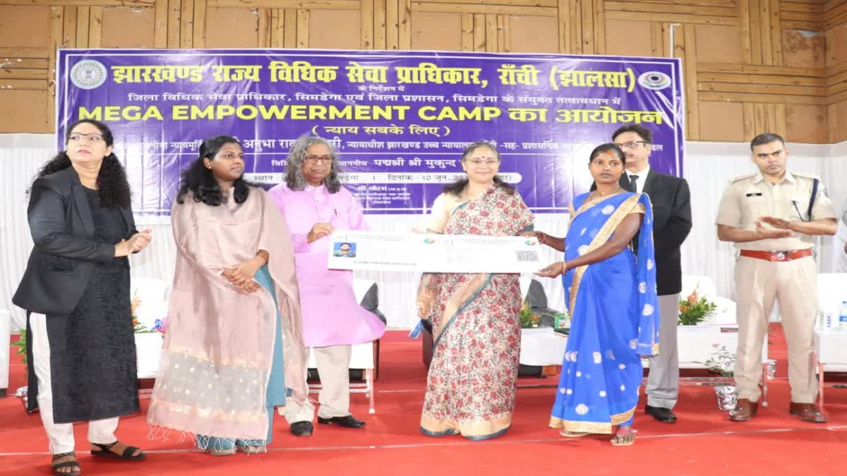 http://10.10.50.75//jharkhand/11-June-2023/jh-sim-01-mega-empowerment-camp-vis-jh0018_11062023104118_1106f_1686460278_232.jpg