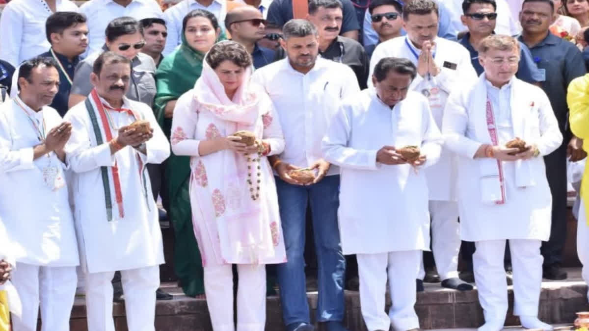 KAMALNATH AND PRIYANKA GANDHI TROLLED FOR PERFORMING MAA NARMADA AARTI IN JABALPUR