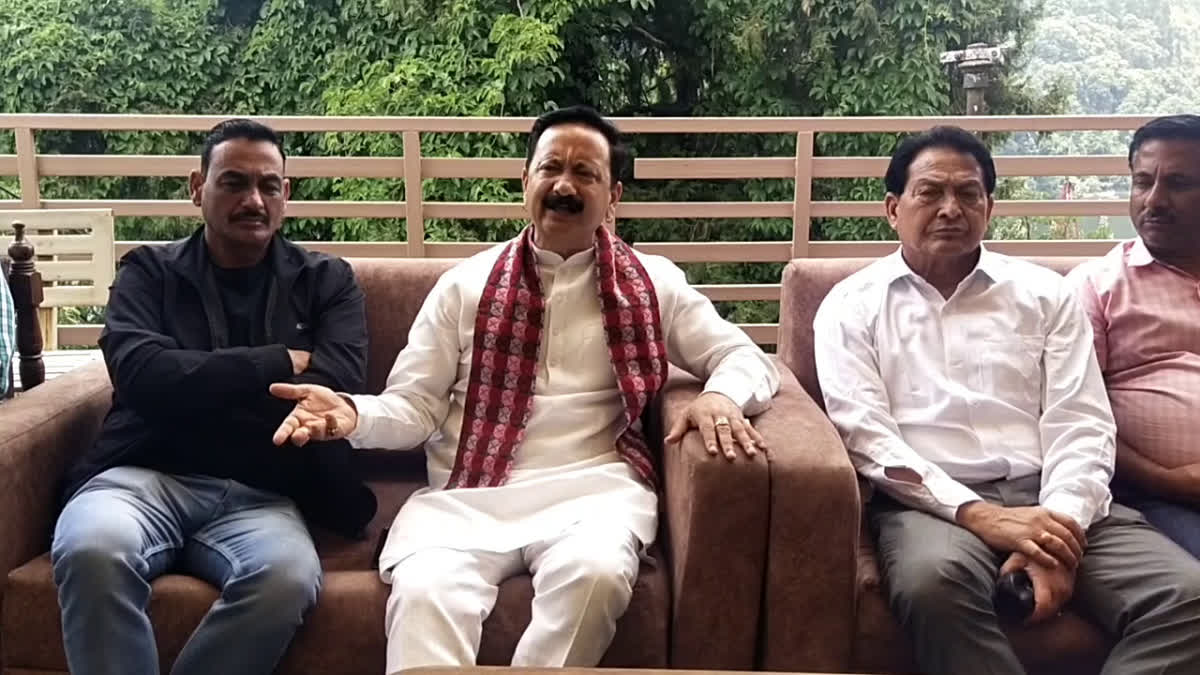 Karan Mahara Claims Congress will Win