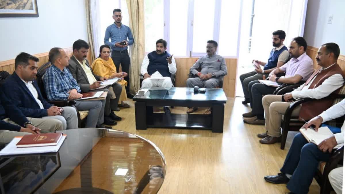 meeting of Jal Shakti and Transport Department