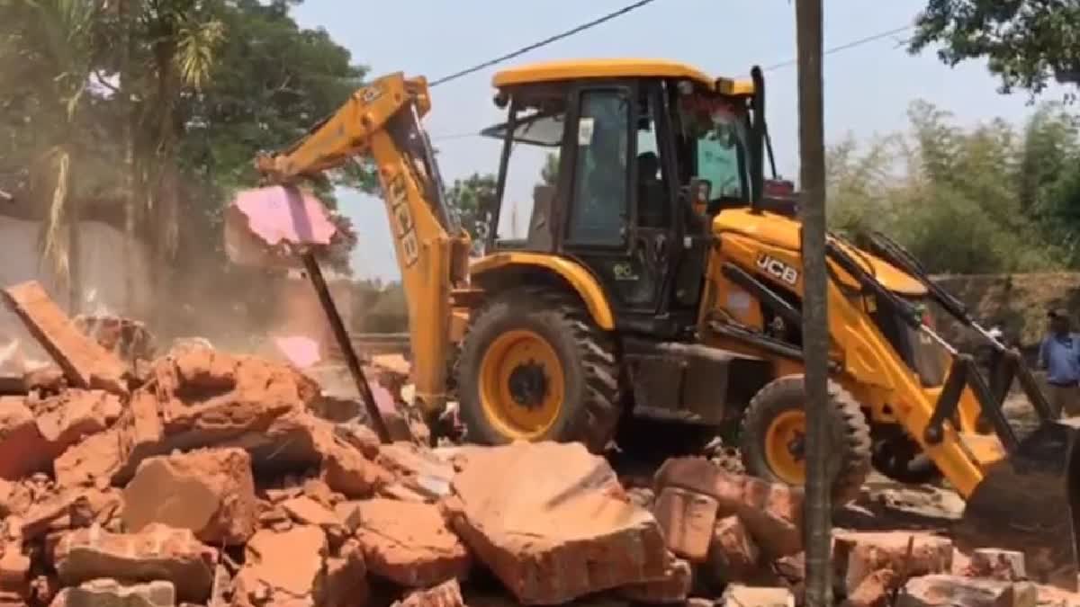 gangster house demolished