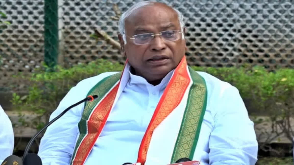 Kharge hits out at Centre over Senthil Balaji arrest; dubs it as 'political harassment'