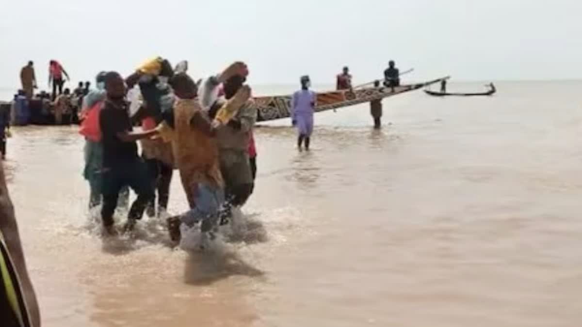 EtvNigeria Boat Capsizes: લગ્નમાંથી પરત ફરી રહેલા લોકોની બોટ નદીમાં પલટી, 103ના મોત Bharat