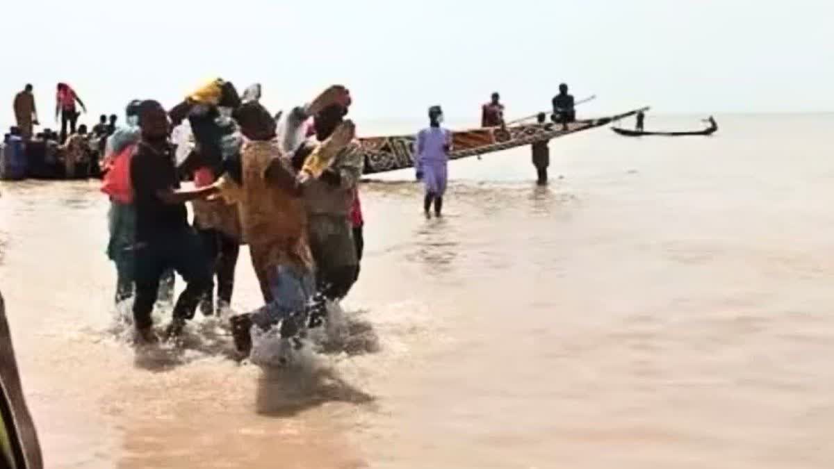 Nigeria Boat Capsizes