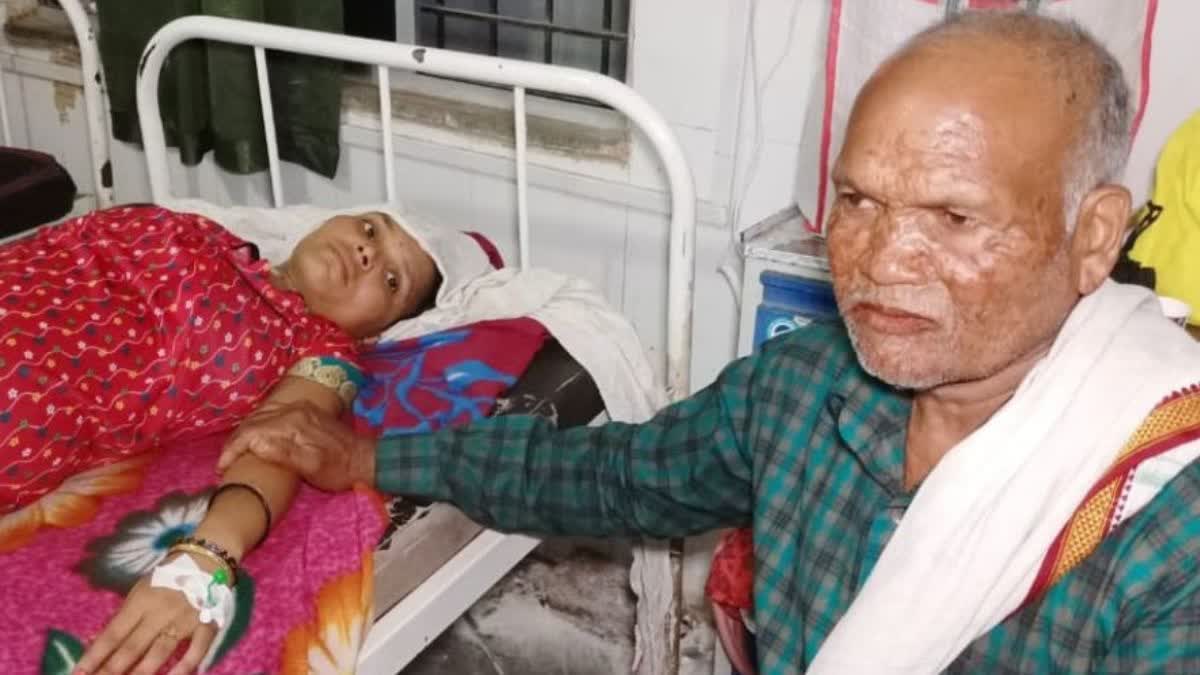 Old man became father of three children in MP  ടബിളല്ല ഇത്  ട്രിപ്പിള്‍ സന്തോഷം  3 കുഞ്ഞുങ്ങളുടെ അച്ഛനായി 62 കാരന്‍  ശസ്‌ത്രക്രിയ  എന്‍ഐസിയു  ഇരട്ട കുട്ടികള്‍  ഒറ്റപ്രസവത്തില്‍ മൂന്ന് കുഞ്ഞുങ്ങള്‍  മധ്യപ്രദേശ് വാര്‍ത്തകള്‍  mp news updates