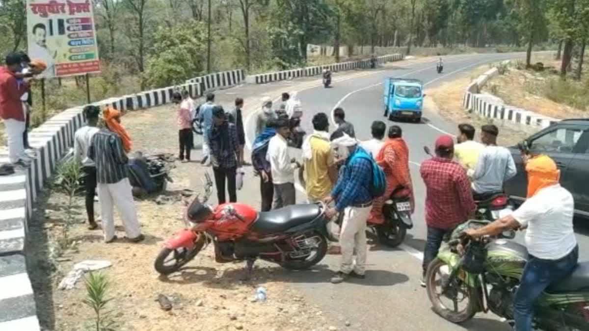 Scooty rider crushed by speeding bus