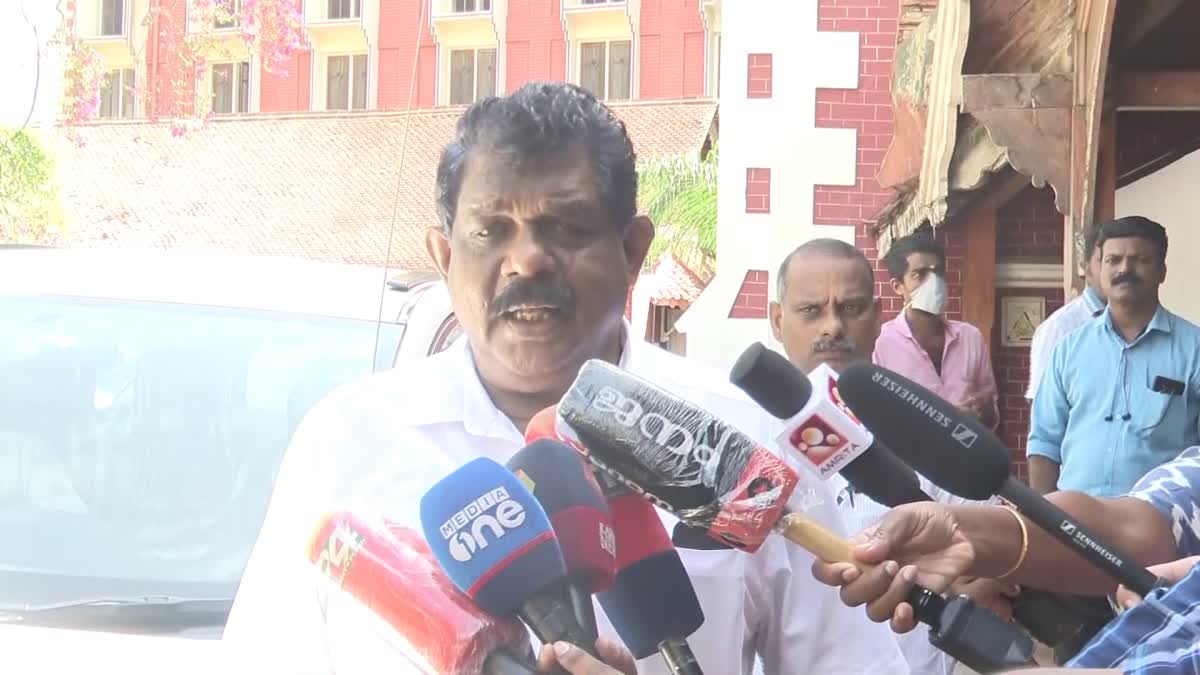 minister antony raju  antony raju  vehicle speed limit  speed  two wheeler  a i camera  traffic rule violation  വേഗപരിധി  റോഡുകളുടെ നിലവാരം  മന്ത്രി ആന്‍റണി രാജു  ഇരു ചക്ര വാഹനങ്ങളുടെ വേഗപരിധി  സീറ്റ് ബെല്‍റ്റ്  എ ഐ ക്യാമറ  തിരുവനന്തപുരം ഏറ്റവും പുതിയ വാര്‍ത്ത  ഇന്നത്തെ പ്രധാന വാര്‍ത്ത