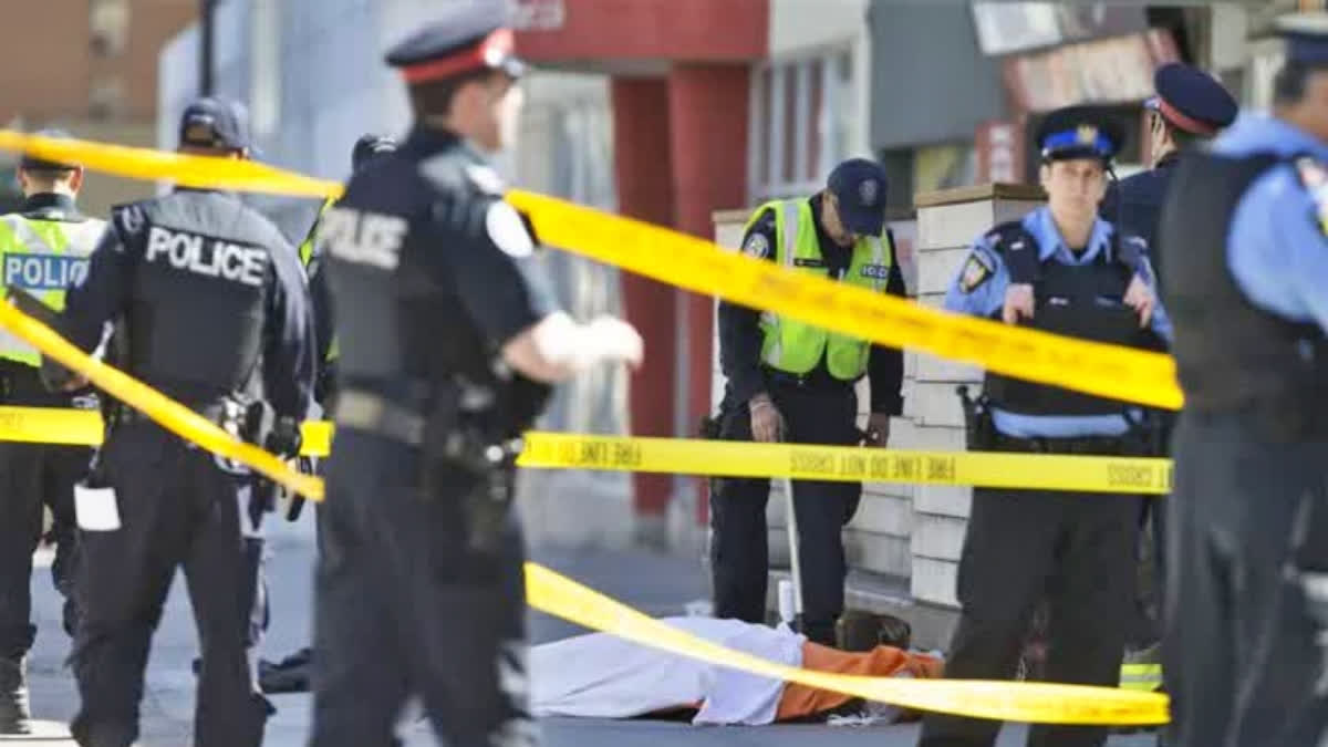 Fifteen people are dead while 10 others have been injured and taken to hospital after a bus collided with a semi-truck in central Canada. At a press briefing on Thursday, police said the bus carrying 25 people collided with a semi-truck near the town of Carberry, two hours of drive west of Winnipeg, capital city of Manitoba.