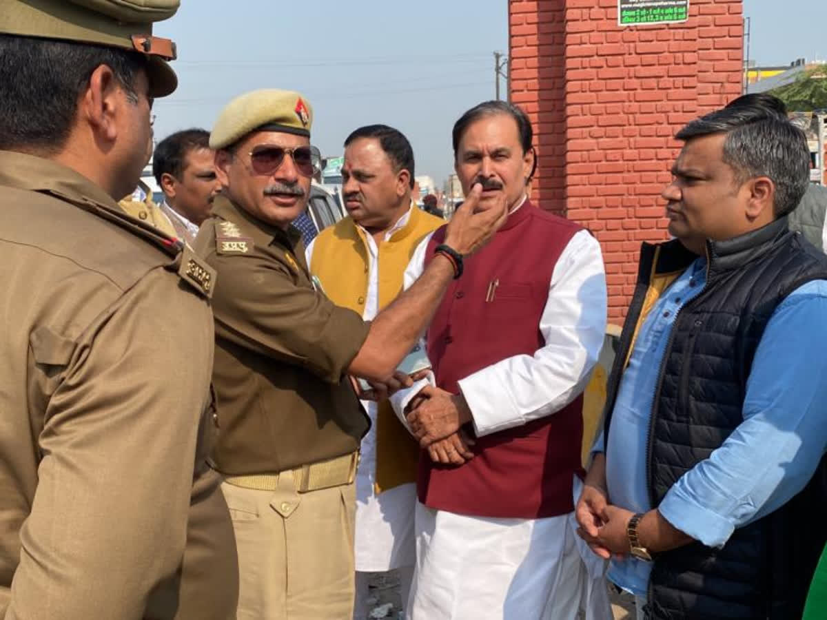 Kanpur Dehat जा रहे आरएलडी के प्रतिनिधिमंडल को पुलिस ने हिरासत में लिया ...