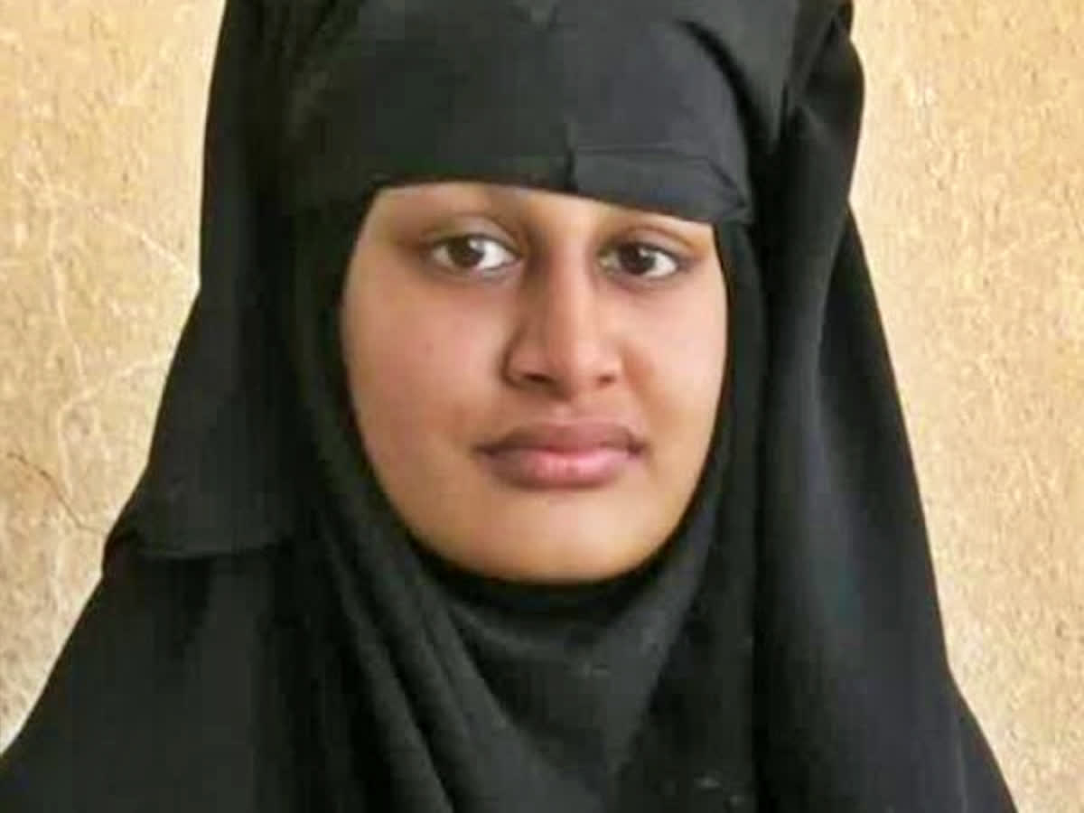 British woman Shamima Begum, who joined ISIS as a teen, loses ...