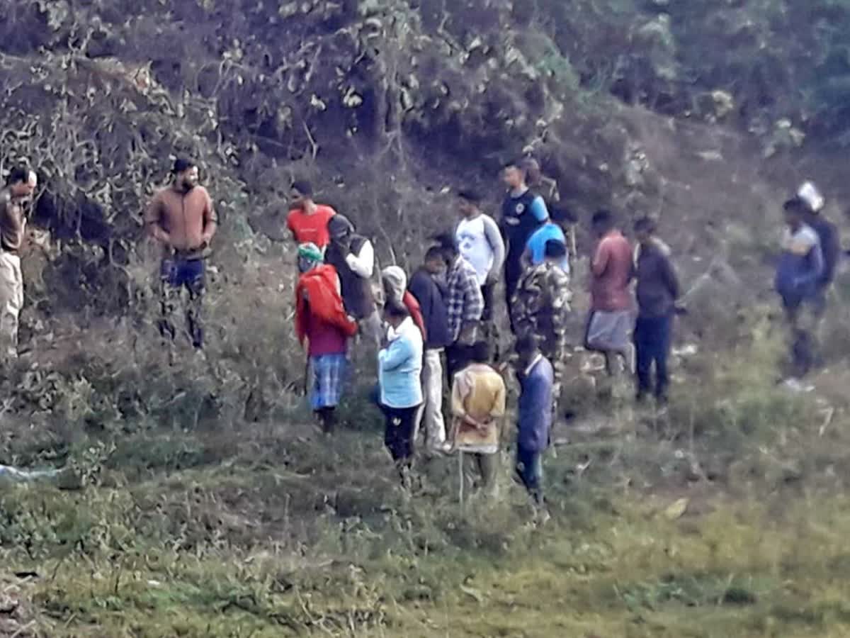 Buxar News: नहर के किनारे मिला अज्ञात युवक का शव, साक्ष्य मिटाने के लिए  तेजाब से जलाने की कोशिश, dead-body-of-youth-found-in-buxar