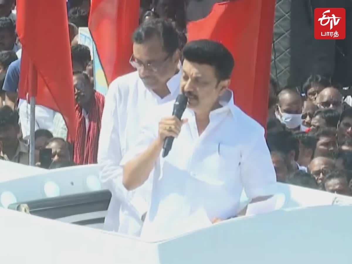 பெண்களுக்கு மாதம் ரூ.1000 குறித்து அடுத்த மாதம் அறிவிப்பு - ஈரோட்டில் மு.க.ஸ்டாலின் தகவல், mk-stalin-said-announcement-next-month-rs-1000-per-month-for-women-in-erode-east-byelection-campaign