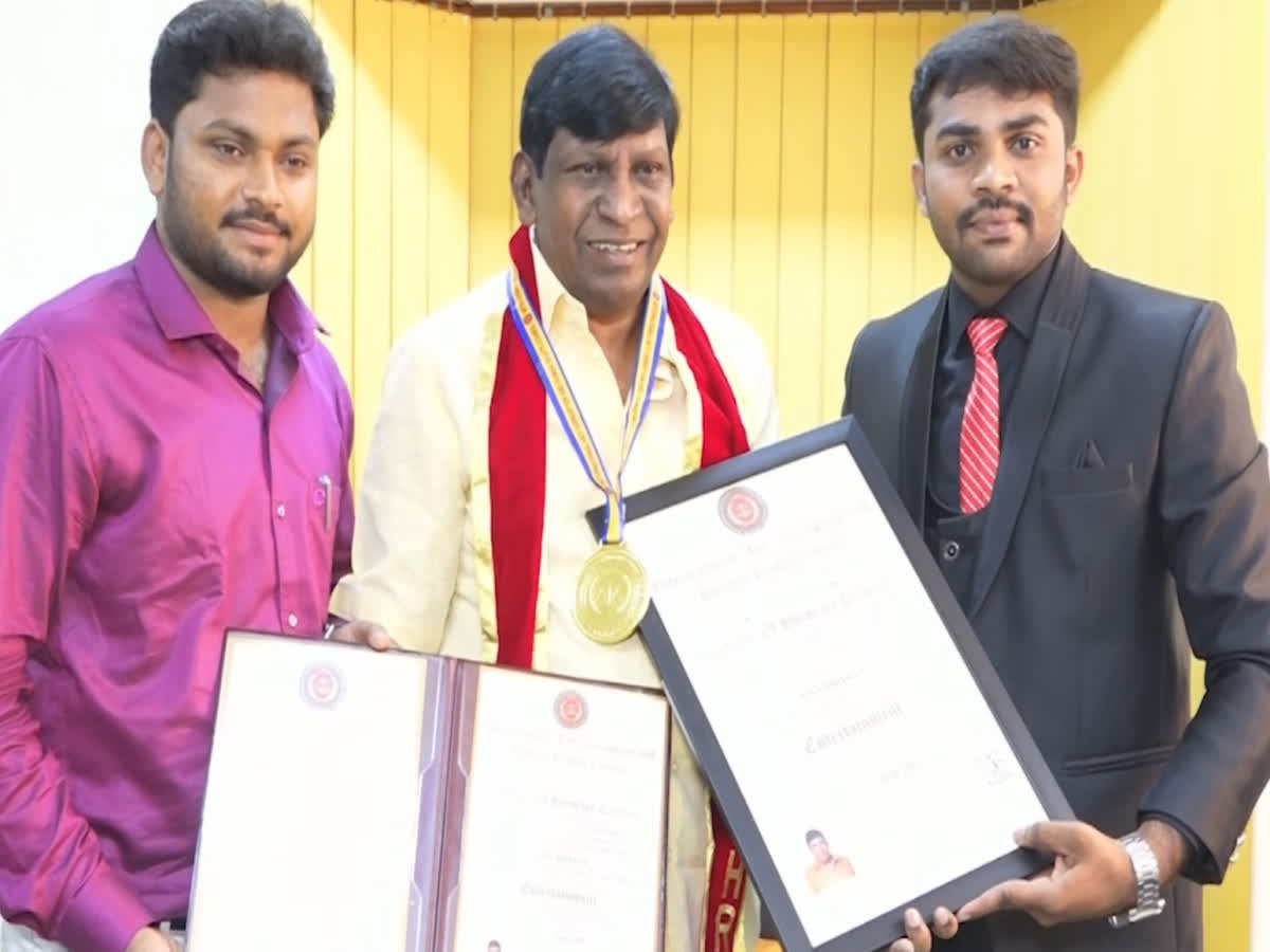 'கற்றவர்கள் கையால் டாக்டர் விருது.. நான் படிக்காதவன்..' - நகைச்சுவை நடிகர் வடிவேலு, comedy-actor-vadivelu-honored-as-a-doctorate
