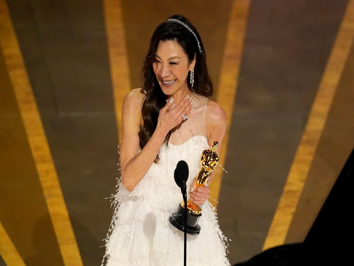 Michelle Yeoh Wins Best Actress Award Making Oscar History Michelle Yeoh Wins Best Actress 5744